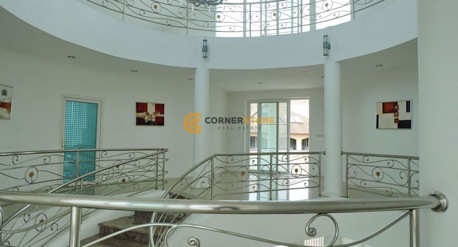 Haus zum Kauf mit 3 Zimmer in Bang Lamung, Chonburi