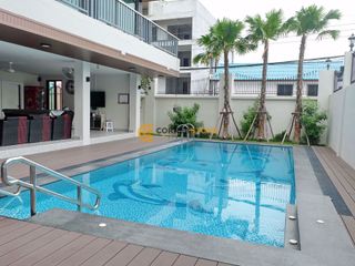 For rent 3 bedrooms condo in Bang Lamung, Chonburi