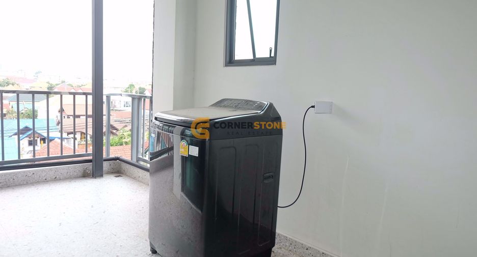 For rent 3 bedrooms condo in Bang Lamung, Chonburi