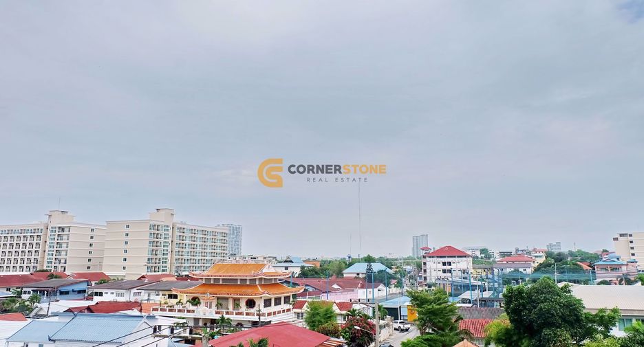 For rent 3 bedrooms condo in Bang Lamung, Chonburi