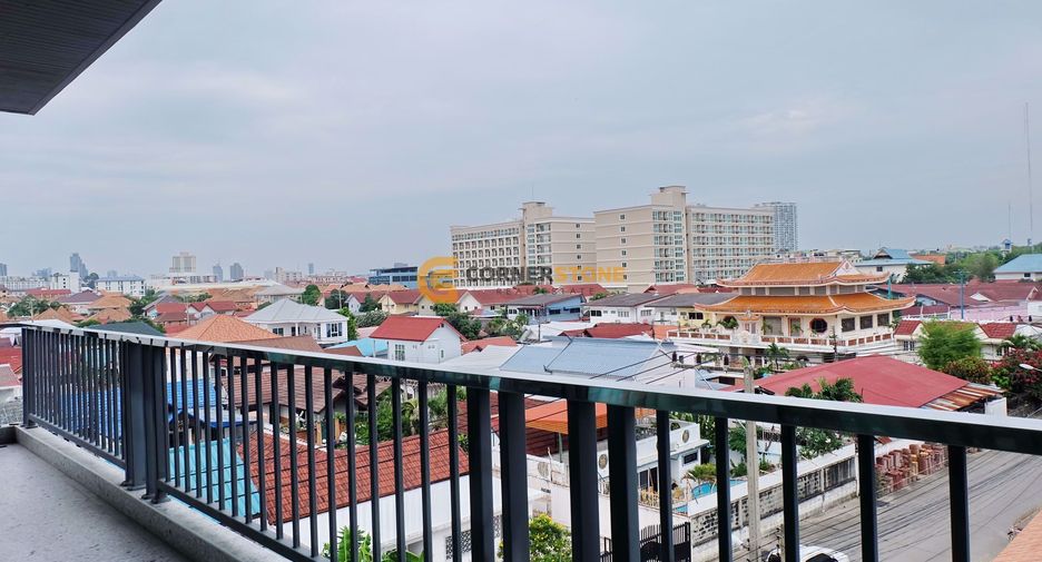 For rent 3 bedrooms condo in Bang Lamung, Chonburi
