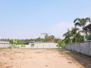出售 土地 在 Bang Lamung, Chon Buri