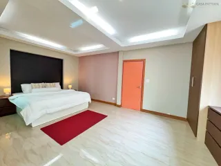 Casa en alquiler de 3 habitaciones en Bang Lamung, Chonburi