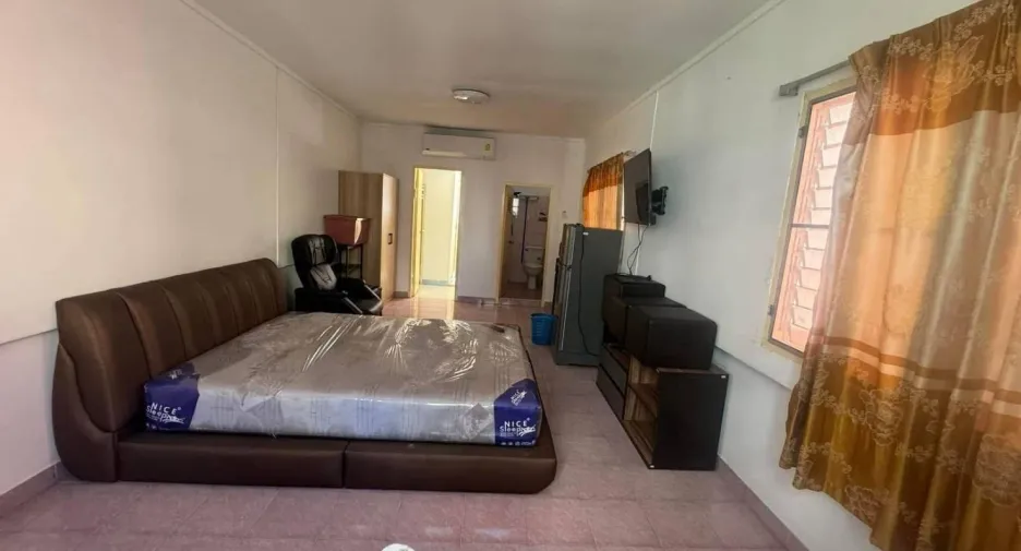 For sale 6 bedrooms retail Space in Bang Lamung, Chonburi