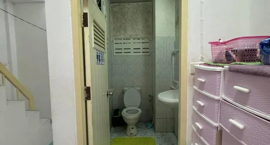For sale 6 bedrooms retail Space in Bang Lamung, Chonburi