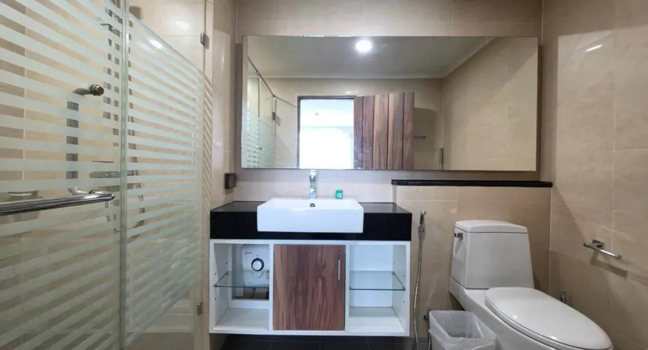 For rent 2 bedrooms condo in Jomtien, Pattaya