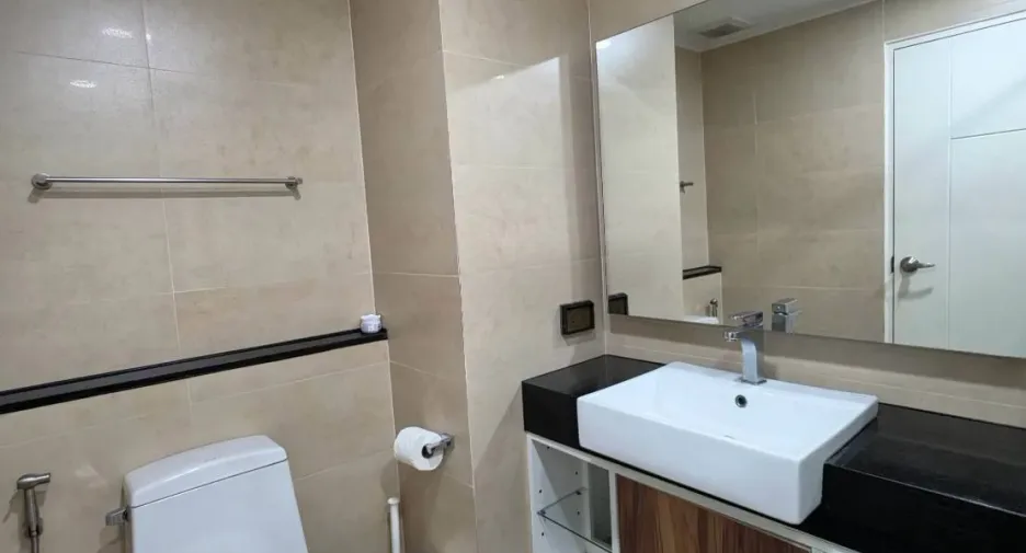 For rent 2 bedrooms condo in Jomtien, Pattaya