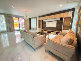 À louer 4 chambres villa à Bang Lamung, Chonburi