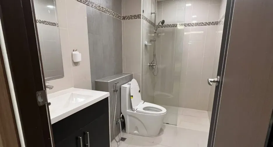 For sale 2 bedrooms condo in Jomtien, Pattaya