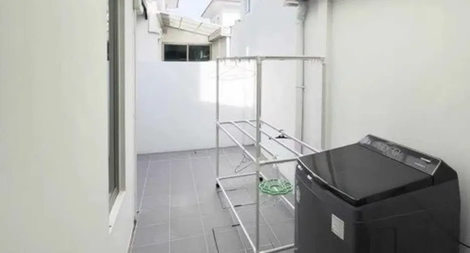 For sale 3 bedrooms house in Si Racha, Chonburi