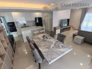 For sale 3 bedrooms house in Si Racha, Chonburi