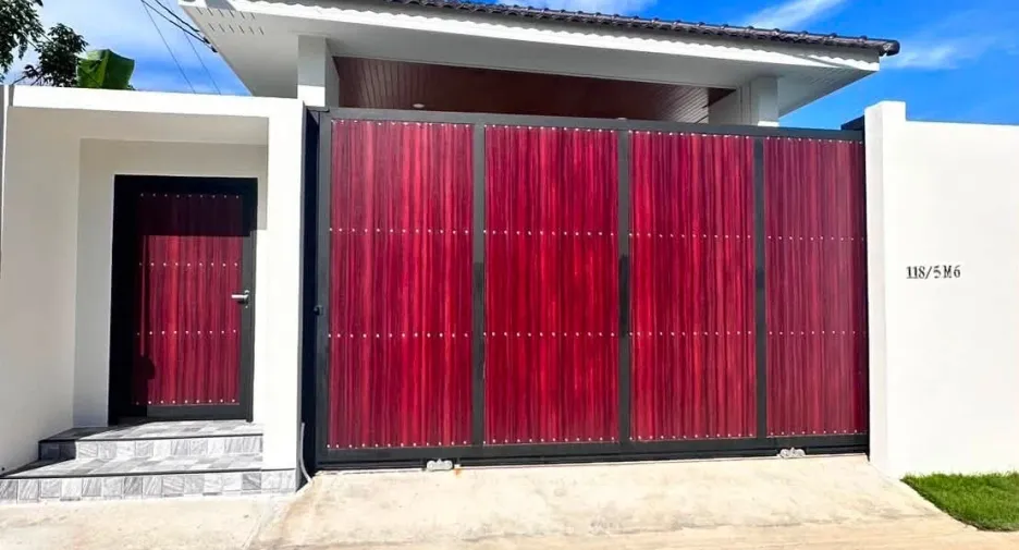 À louer 3 chambres villa à Bang Lamung, Chonburi