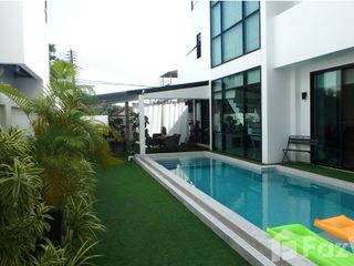 出售 4 卧室 独立屋 在 Phuket Town, 普吉