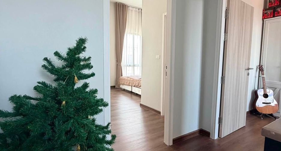 For rent 4 bedrooms townhouse in Mueang Nonthaburi, Nonthaburi