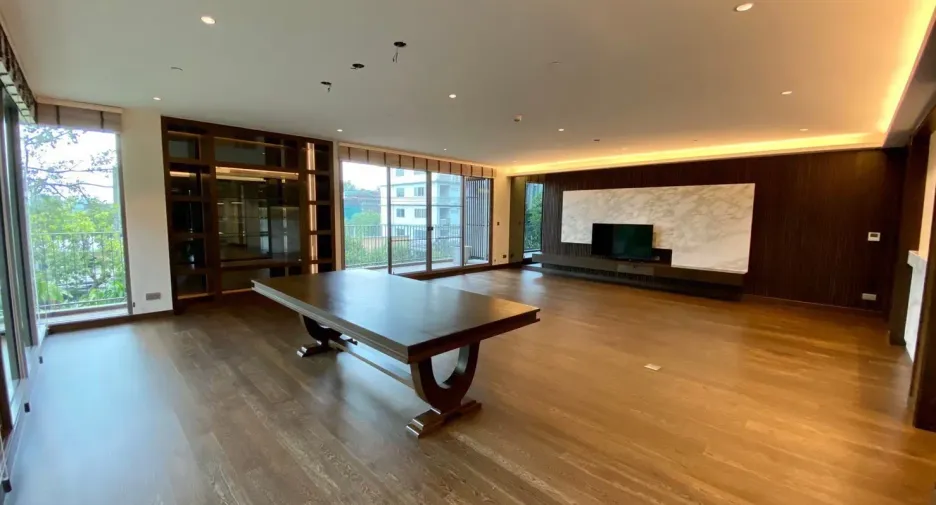 À vendre 3 chambres condo à Yan Nawa, Bangkok
