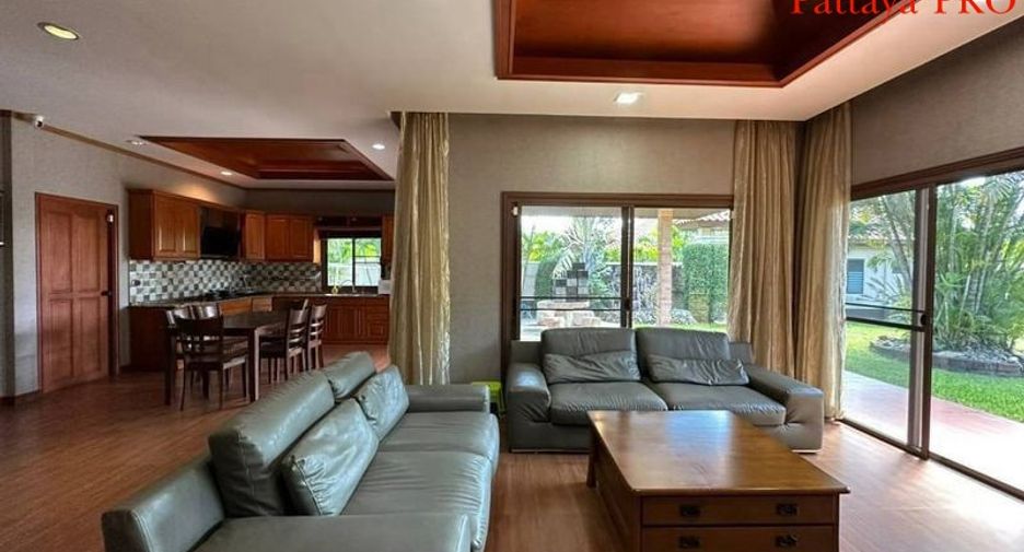 For sale 3 ベッドルーム house in Huay Yai, Pattaya