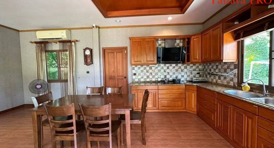 For sale 3 ベッドルーム house in Huay Yai, Pattaya