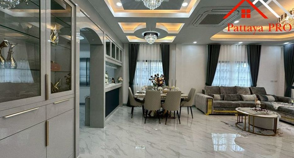 Casa en venta de 4 habitaciones en Bang Lamung, Chonburi