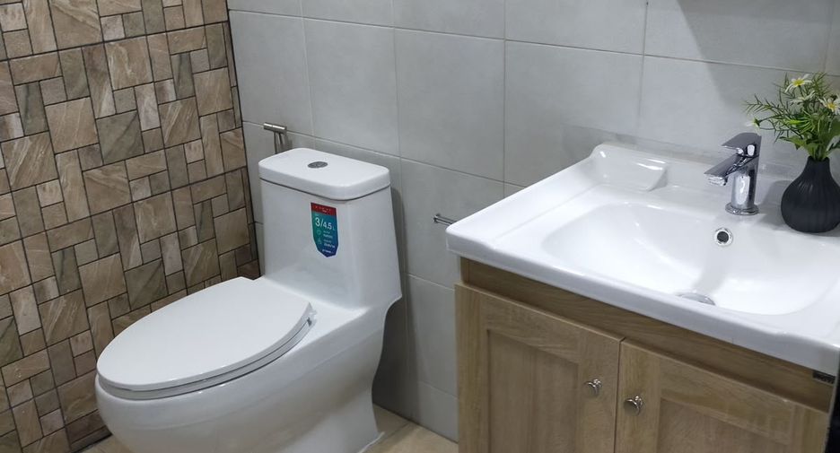 Продажа 1 кровать кондо в Банг Ламунг, Чонбури