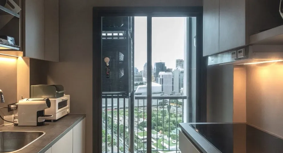 For sale 1 Beds condo in Pathum Wan, Bangkok