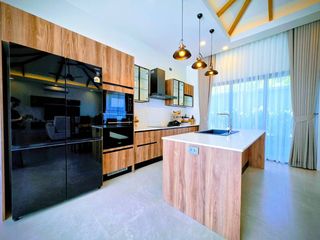 For sale 2 bedrooms villa in Mueang Krabi, Krabi