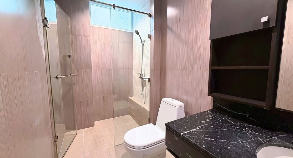Condo en alquiler de 2 habitaciones en Watthana, Bangkok