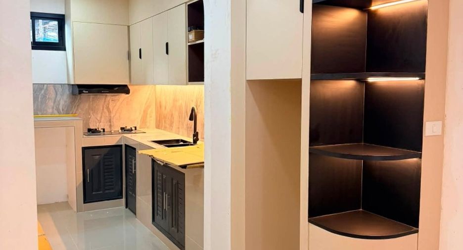 Casa adosada en venta de 3 habitaciones en Jomtien, Pattaya
