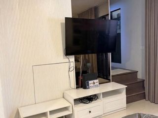 For rent 4 bedrooms townhouse in Mueang Nonthaburi, Nonthaburi