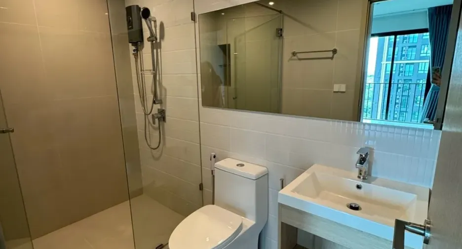 À vendre 2 chambres condo à Bang Phli, Samut Prakan