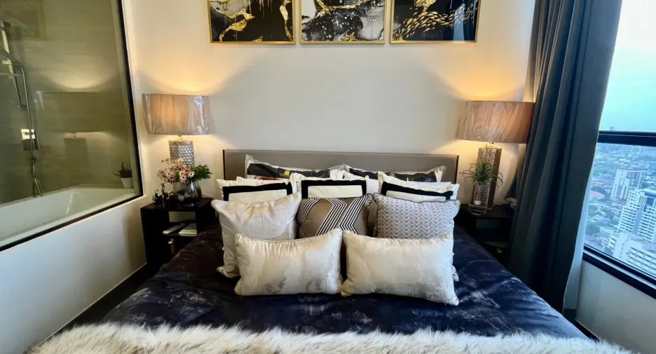For rent 1 bed condo in Watthana, Bangkok