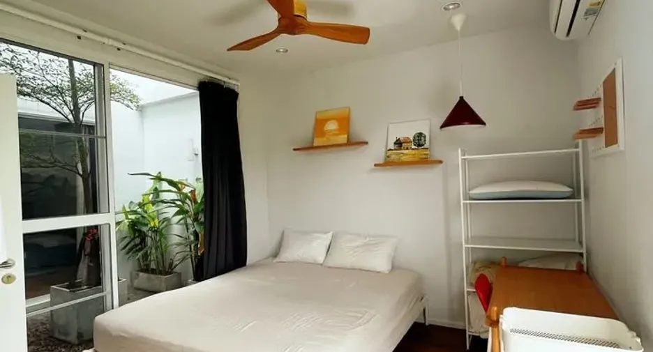 Reihenhaus zum Kauf mit 4 Zimmer in Mueang Chiang Mai, Chiang Mai