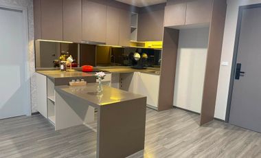 Condo en venta de 2 habitaciones en Bang Rak, Bangkok