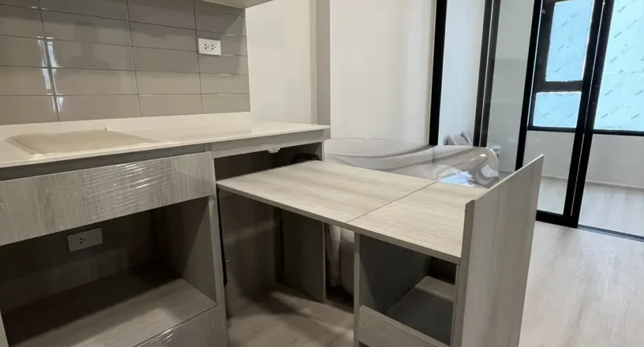 Wohnung zum Kauf mit 1 Zimmer in Huai Khwang, Bangkok