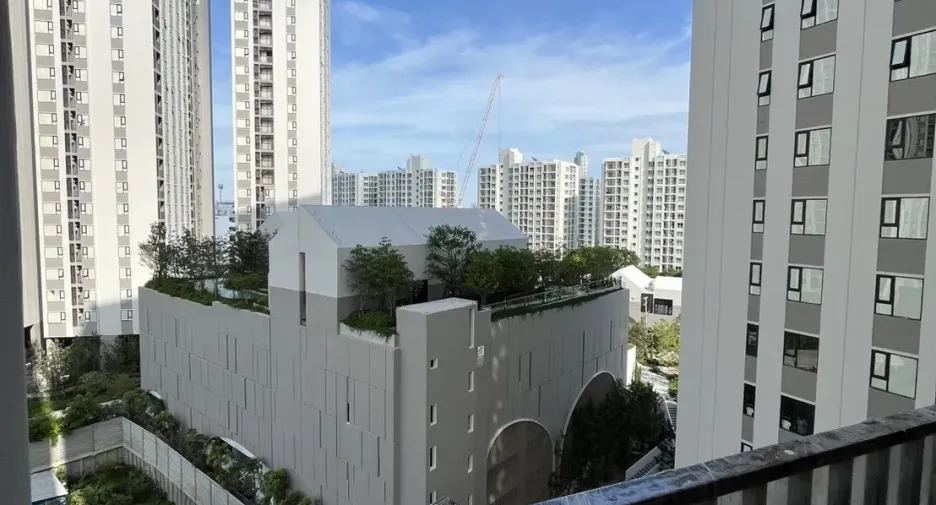 Wohnung zum Kauf mit 1 Zimmer in Huai Khwang, Bangkok