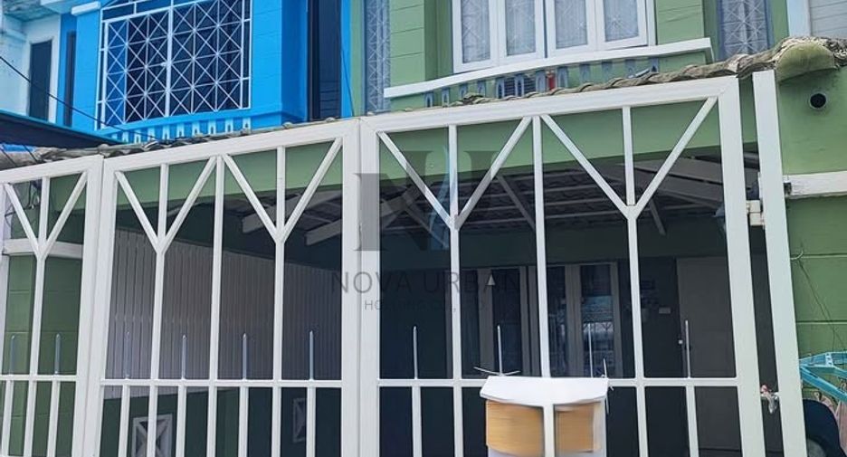 Аренда 2 спальни таунхаус в Банг Ламунг, Чонбури