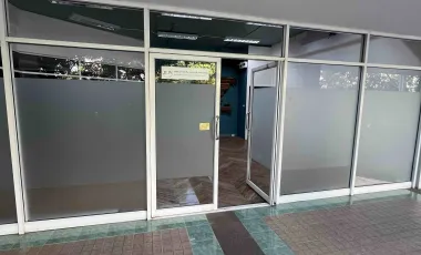 出租 1 卧室 商业空间 在 Huai Khwang, 曼谷