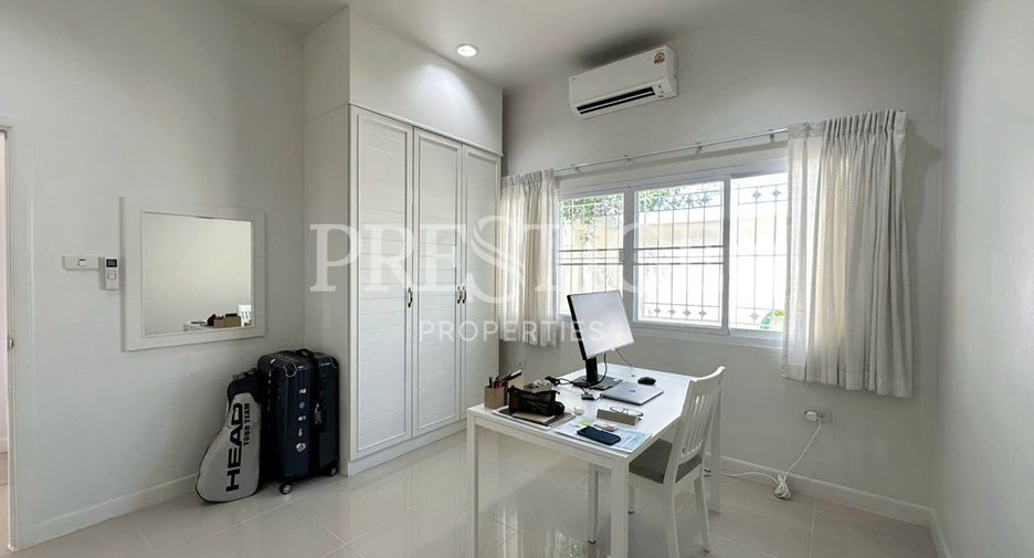 À vendre et à louer 3 chambres maison à Bang Lamung, Chonburi