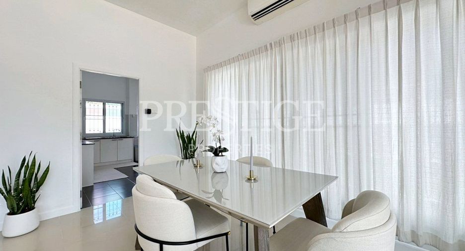 À vendre et à louer 3 chambres maison à Bang Lamung, Chonburi