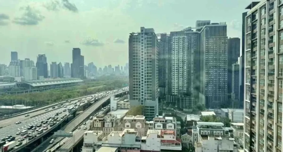 Condo en alquiler de estudio en Huai Khwang, Bangkok
