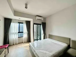 À louer studio condo à Huai Khwang, Bangkok