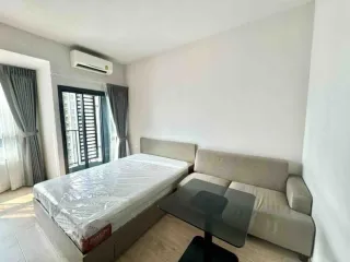 À louer studio condo à Huai Khwang, Bangkok