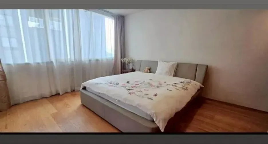 Wohnung zur Miete mit 3 Zimmer in Khlong Toei, Bangkok