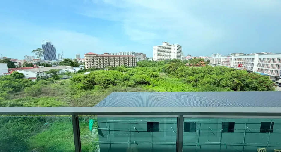 Wohnung zur Miete mit 1 Zimmer in Bang Lamung, Chonburi