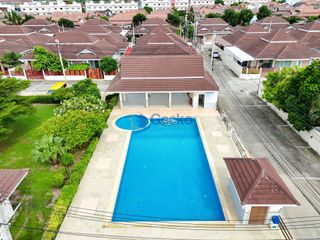 Haus zum Kauf mit 3 Zimmer in Bang Lamung, Chonburi