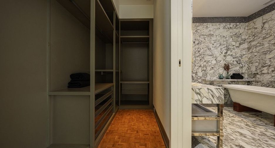 Wohnung zum Kauf mit 2 Zimmer in Sathon, Bangkok