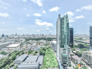 For rent 2 bedrooms condo in Sathon, Bangkok