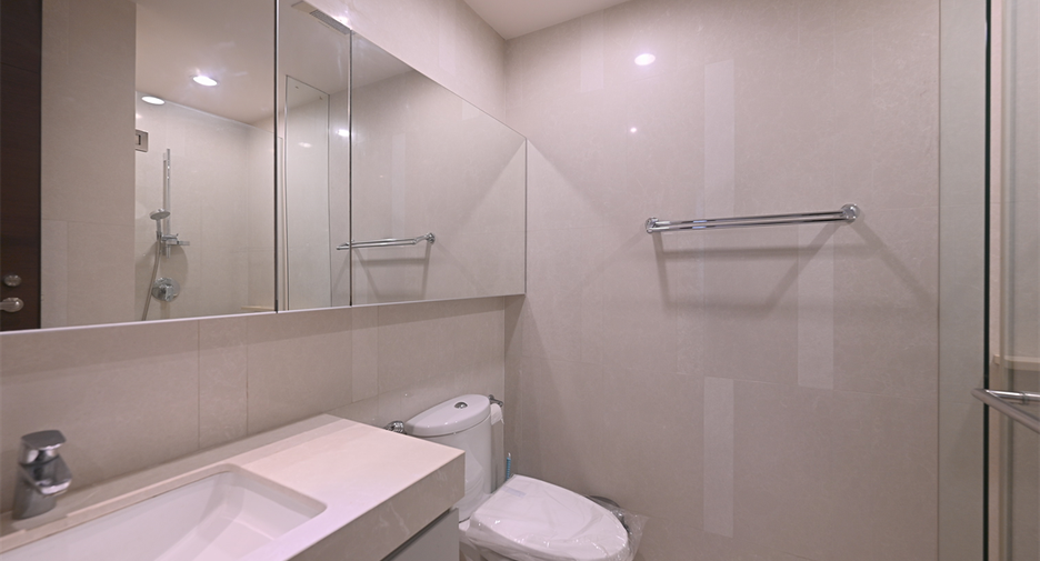 For rent 2 ベッドルーム condo in Watthana, Bangkok