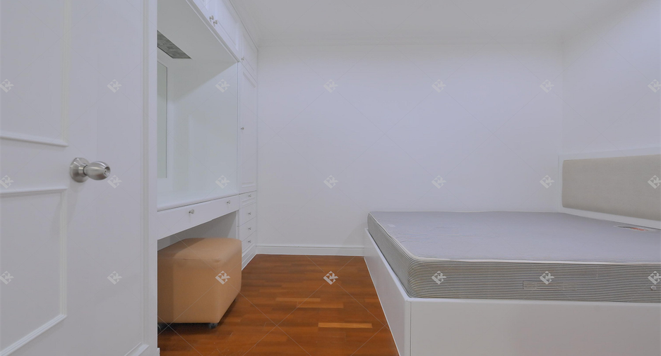 Wohnung zur Miete mit 2 Zimmer in Khlong Toei, Bangkok