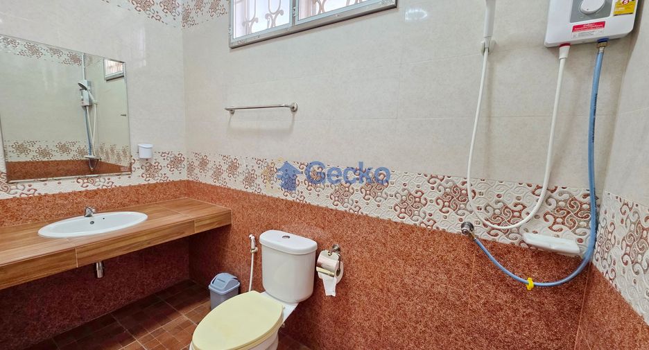 For rent 3 bedrooms house in Bang Lamung, Chonburi