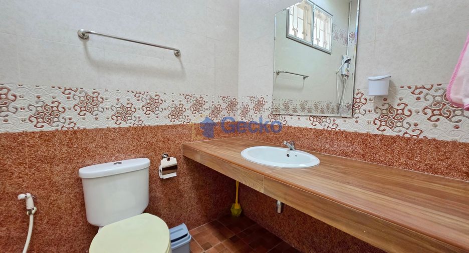 For rent 3 bedrooms house in Bang Lamung, Chonburi